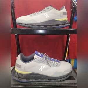 On Cloudnova Men’s Lightweight Grey Running Shoes